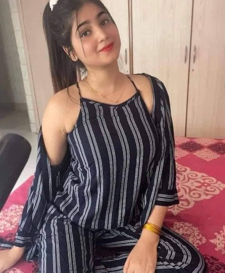 Call girls in Cantt